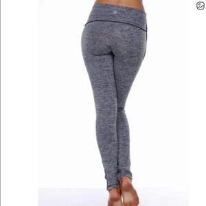 LA Society Activewear Gray High-Waisted Leggings Inside & Back Zipper Pocket